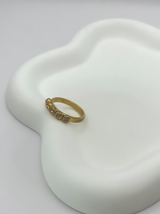 Χρυσό ατσάλινο δαχτυλίδι