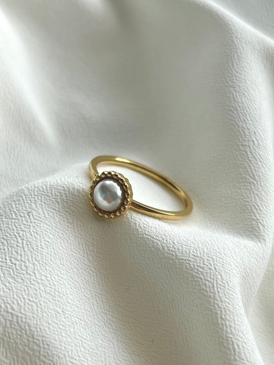Ατσάλινο δαχτυλίδι με μαργαριτάρι
